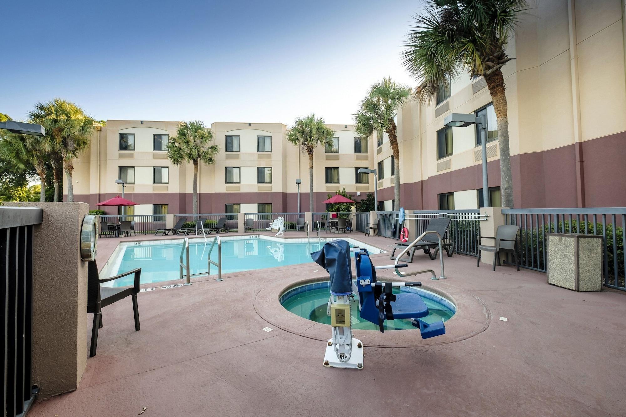 Red Roof Inn Plus+ Palm Coast Dış mekan fotoğraf